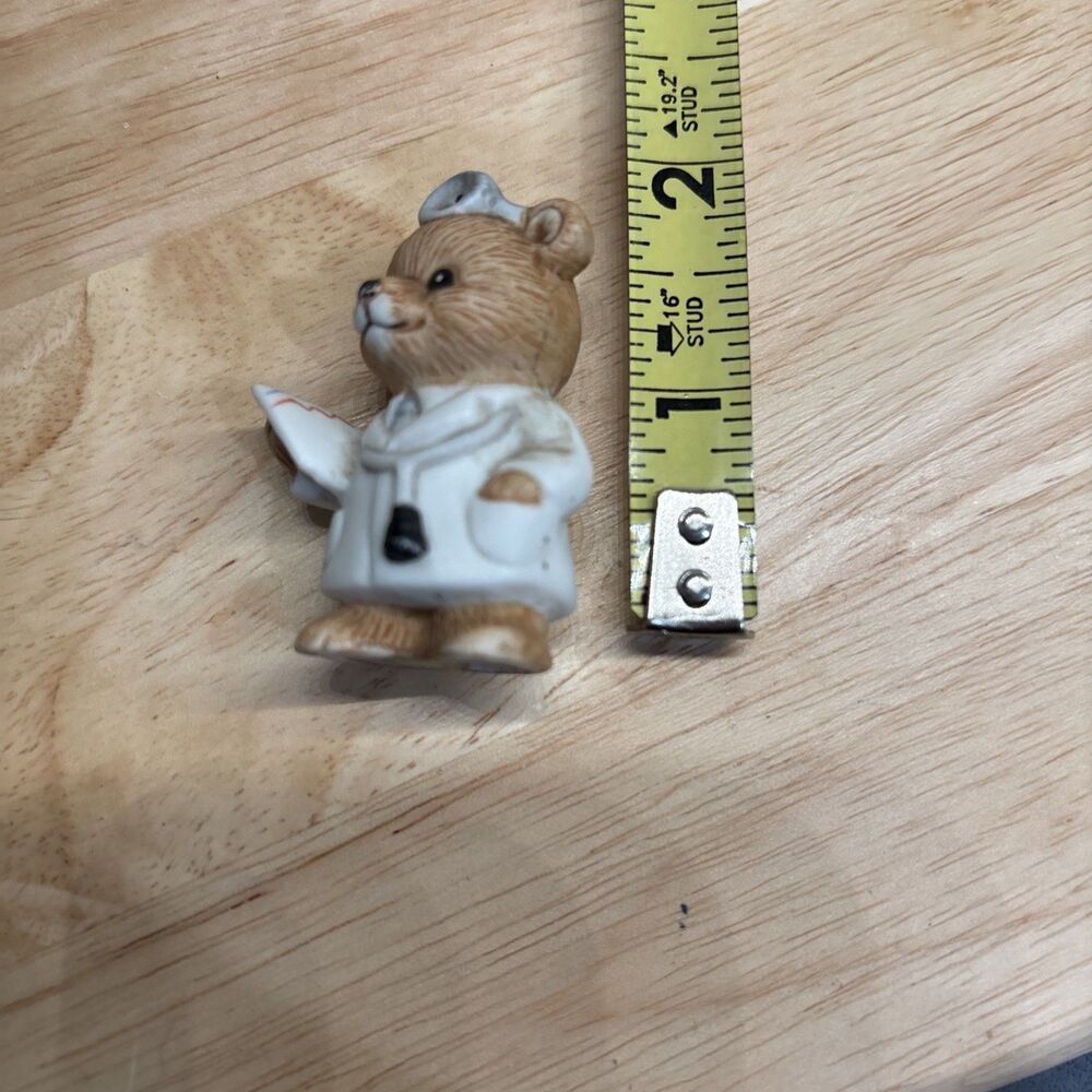 Vintage HOMCO Miniature Career Bear Figurine 2" Doctor #8820 . 1980s - Picture 5 of 7